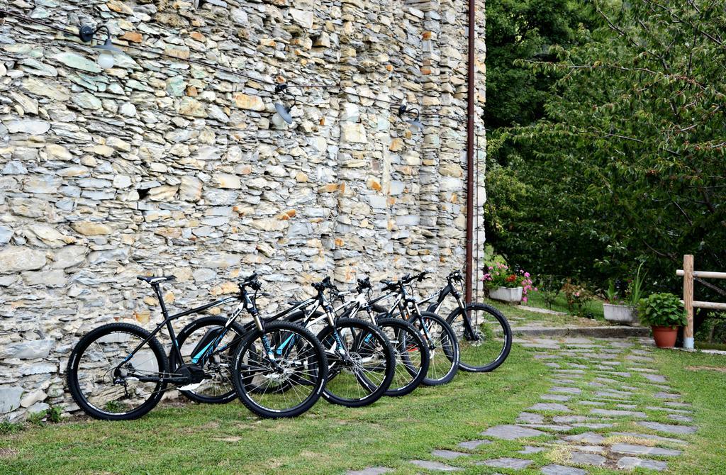 Agriturismo Casa Turchetti Comano  Luaran gambar