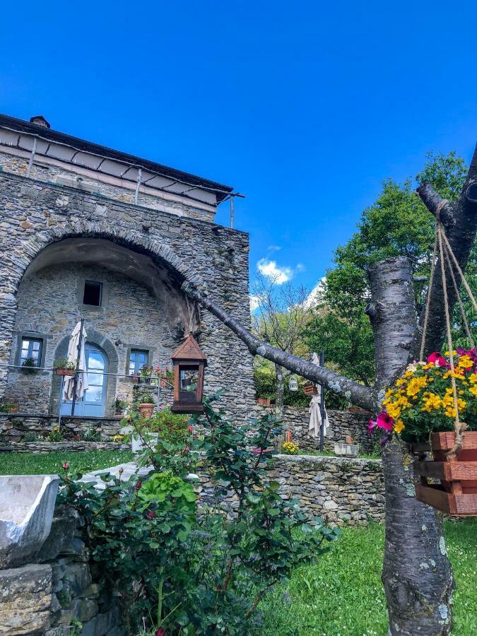 Agriturismo Casa Turchetti Comano  Luaran gambar