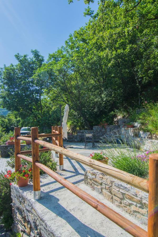 Agriturismo Casa Turchetti Comano  Luaran gambar